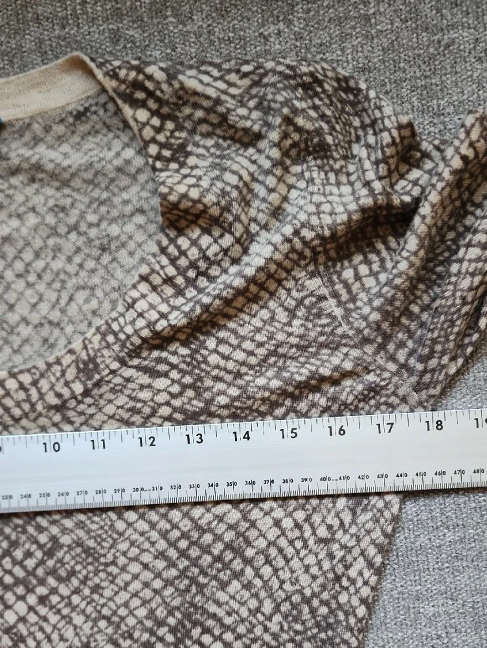 White + Warren Taupe and Cream V-Neck Snake-Print Sweater